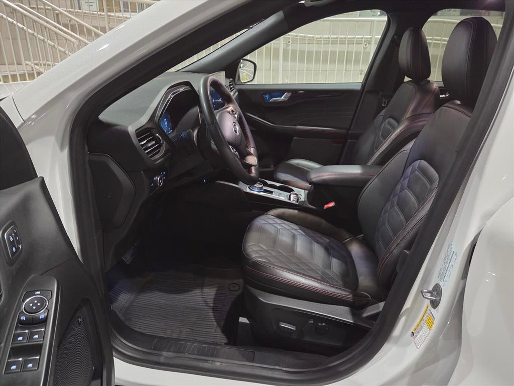 2023 Ford Escape ST-Line Elite