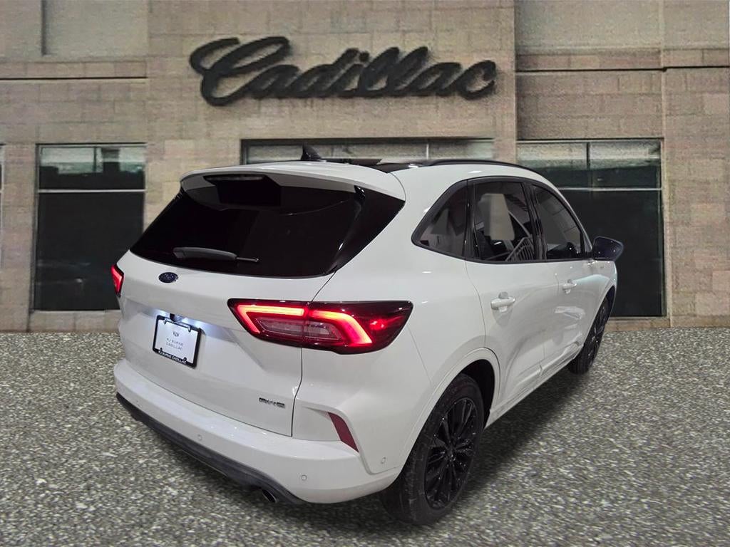 2023 Ford Escape ST-Line Elite