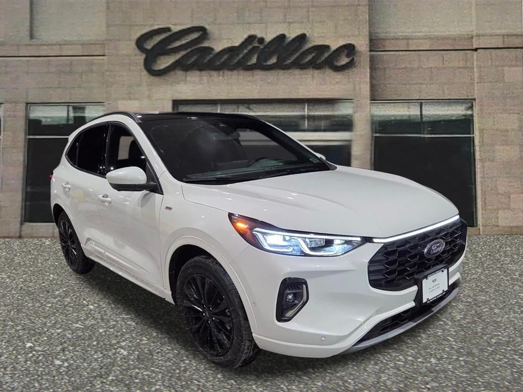 2023 Ford Escape ST-Line Elite