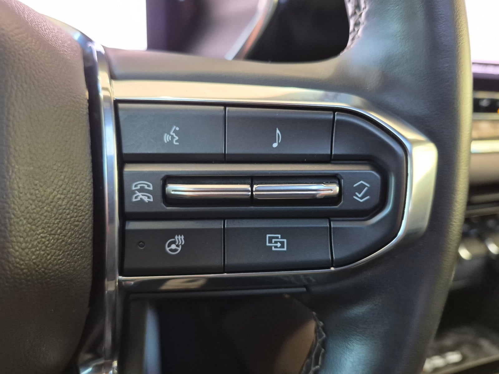 2023 GMC Canyon 4WD Denali