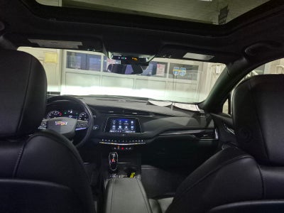 2023 Cadillac XT4 Luxury