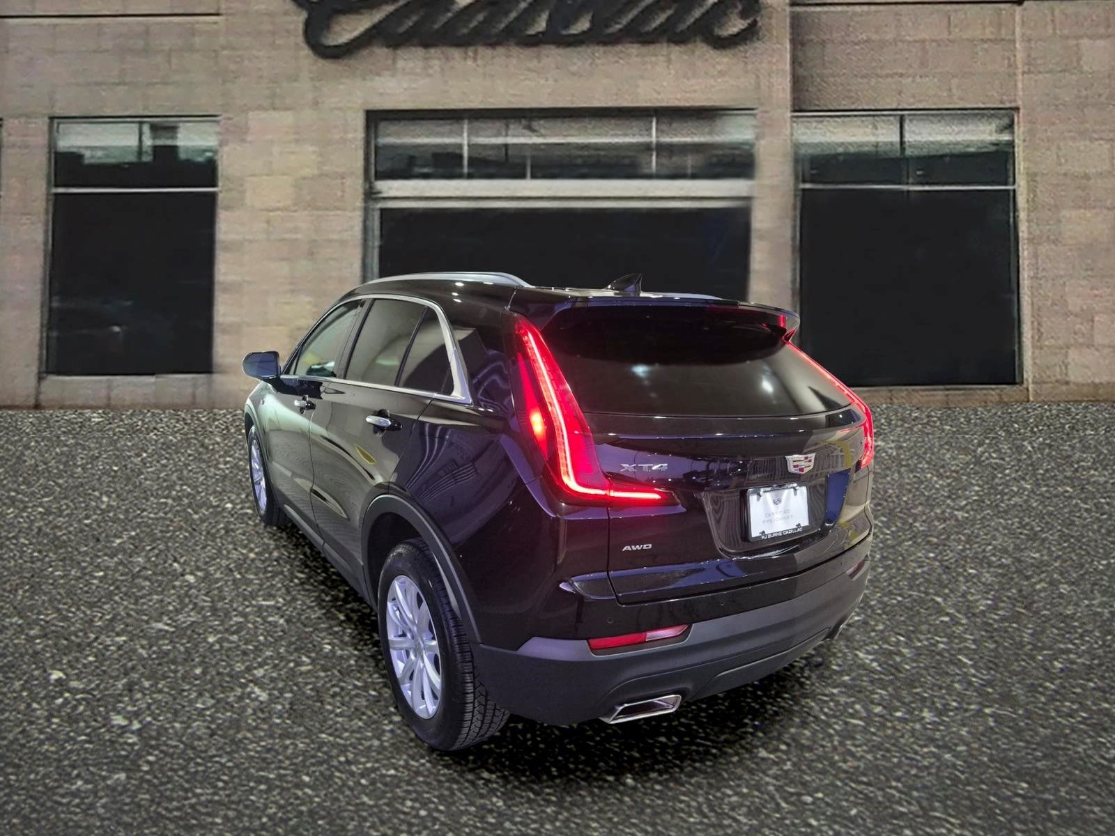 2023 Cadillac XT4 Luxury