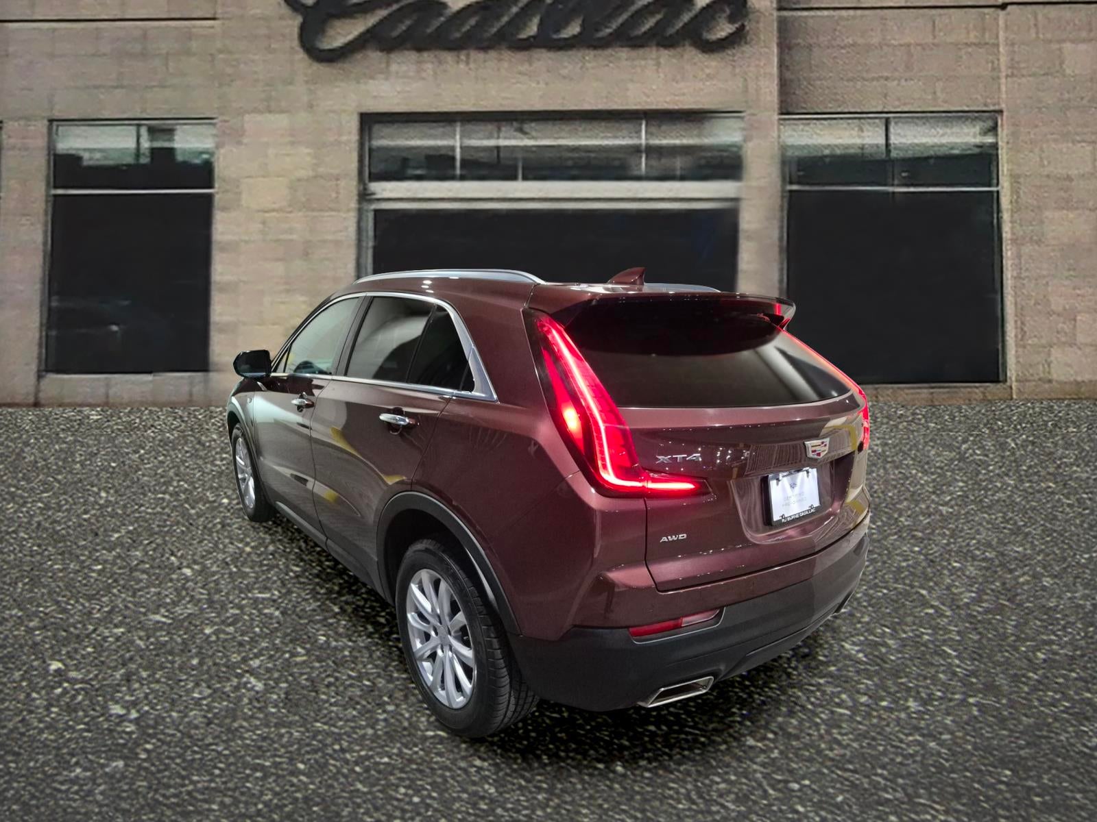 2023 Cadillac XT4 Luxury