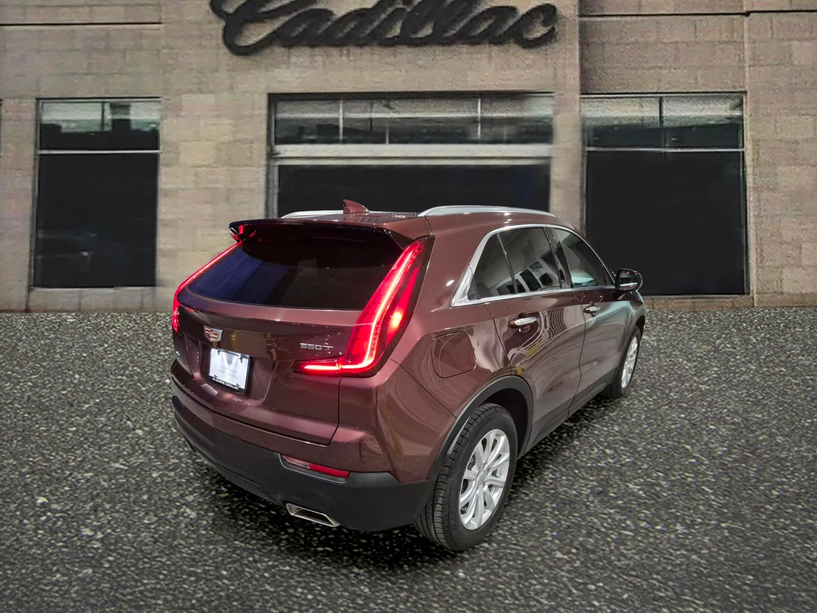 2023 Cadillac XT4 Luxury
