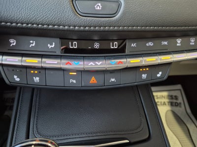 2023 Cadillac XT4 Premium Luxury