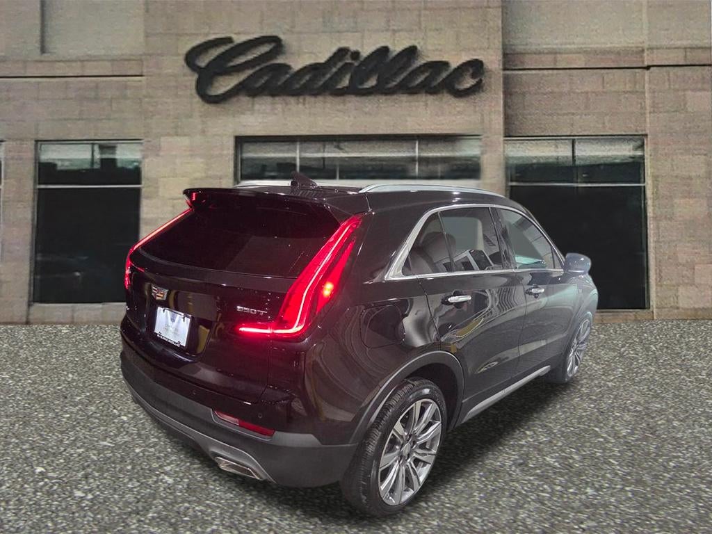 2023 Cadillac XT4 Premium Luxury