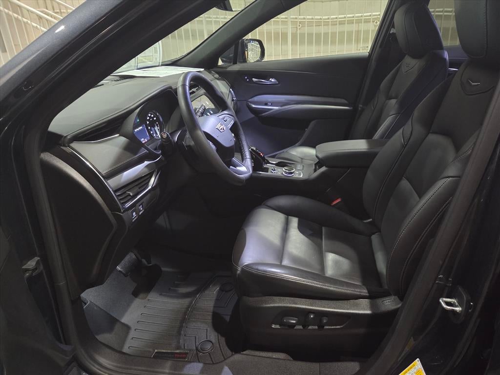 2021 Cadillac XT4 Premium Luxury