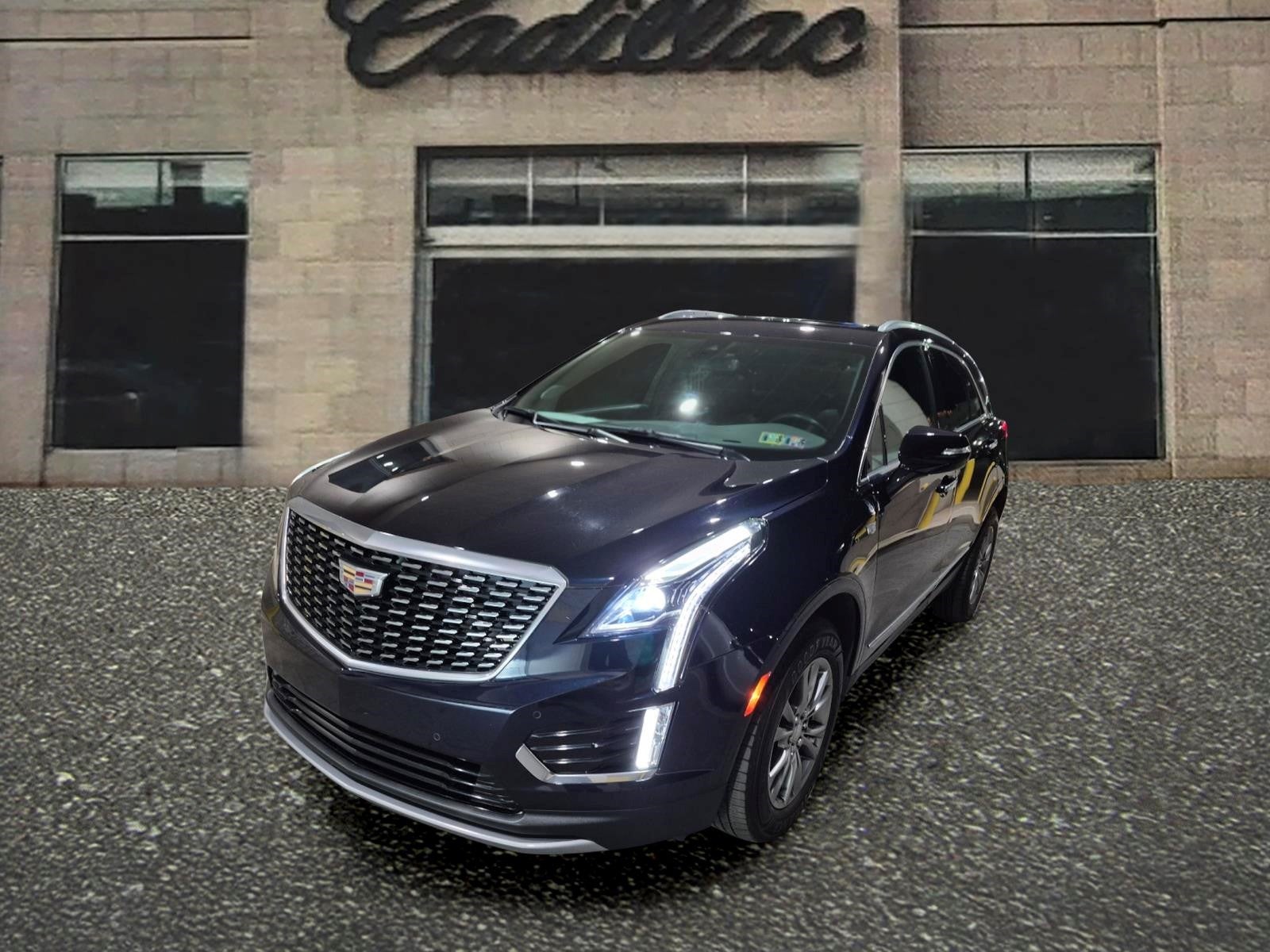 2022 Cadillac XT5 Premium Luxury