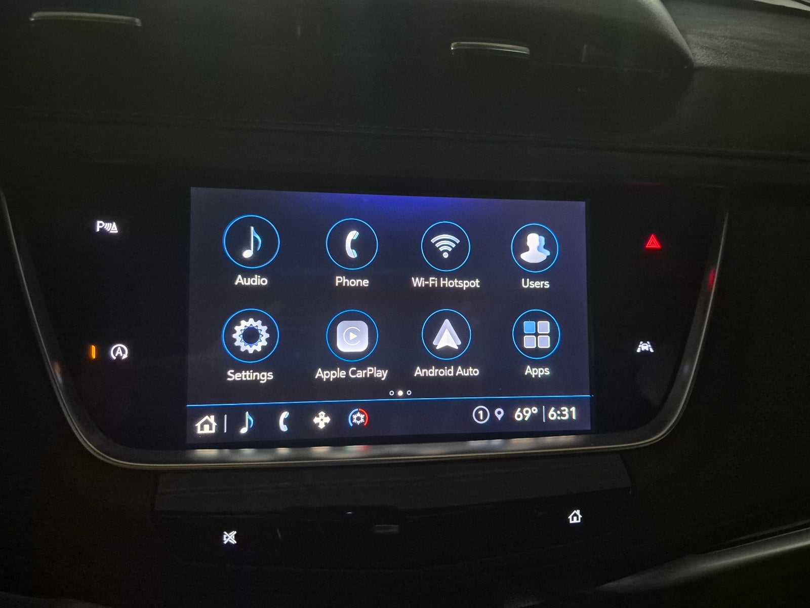 2024 Cadillac XT6 Luxury
