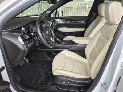 2025 Cadillac XT6 Sport