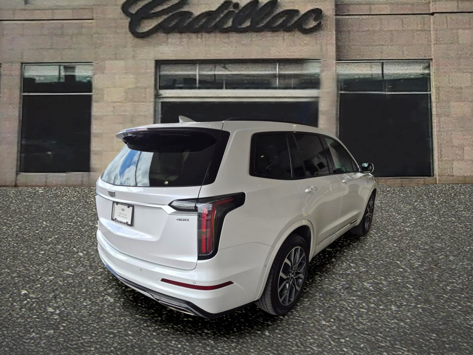 2025 Cadillac XT6 Sport