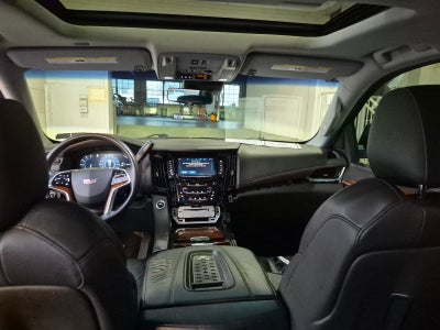 2017 Cadillac Escalade Luxury