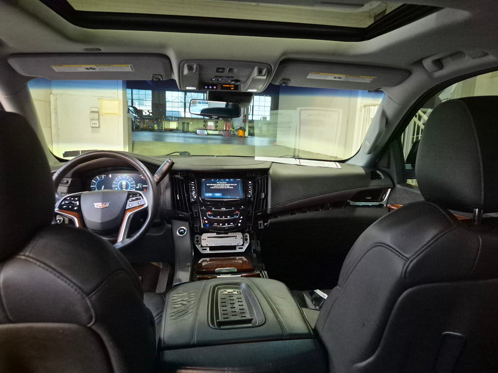 2017 Cadillac Escalade Luxury