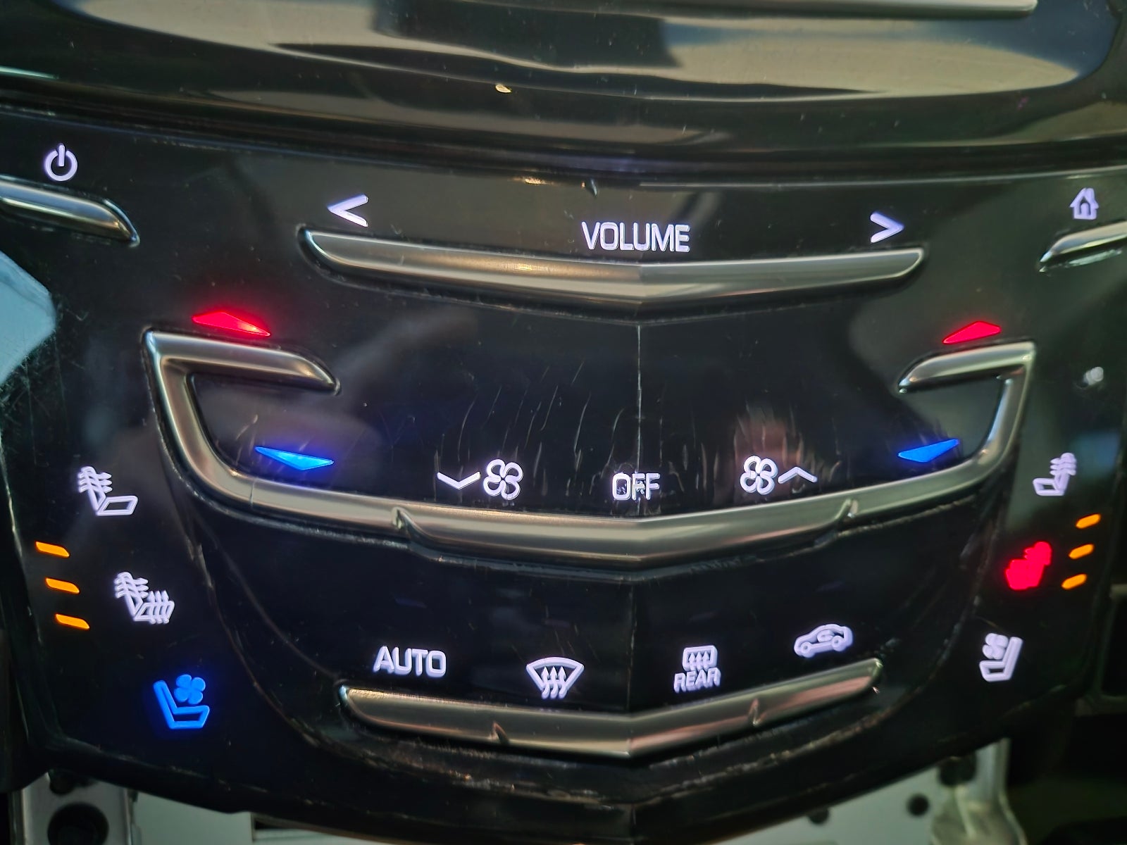 2017 Cadillac Escalade Luxury