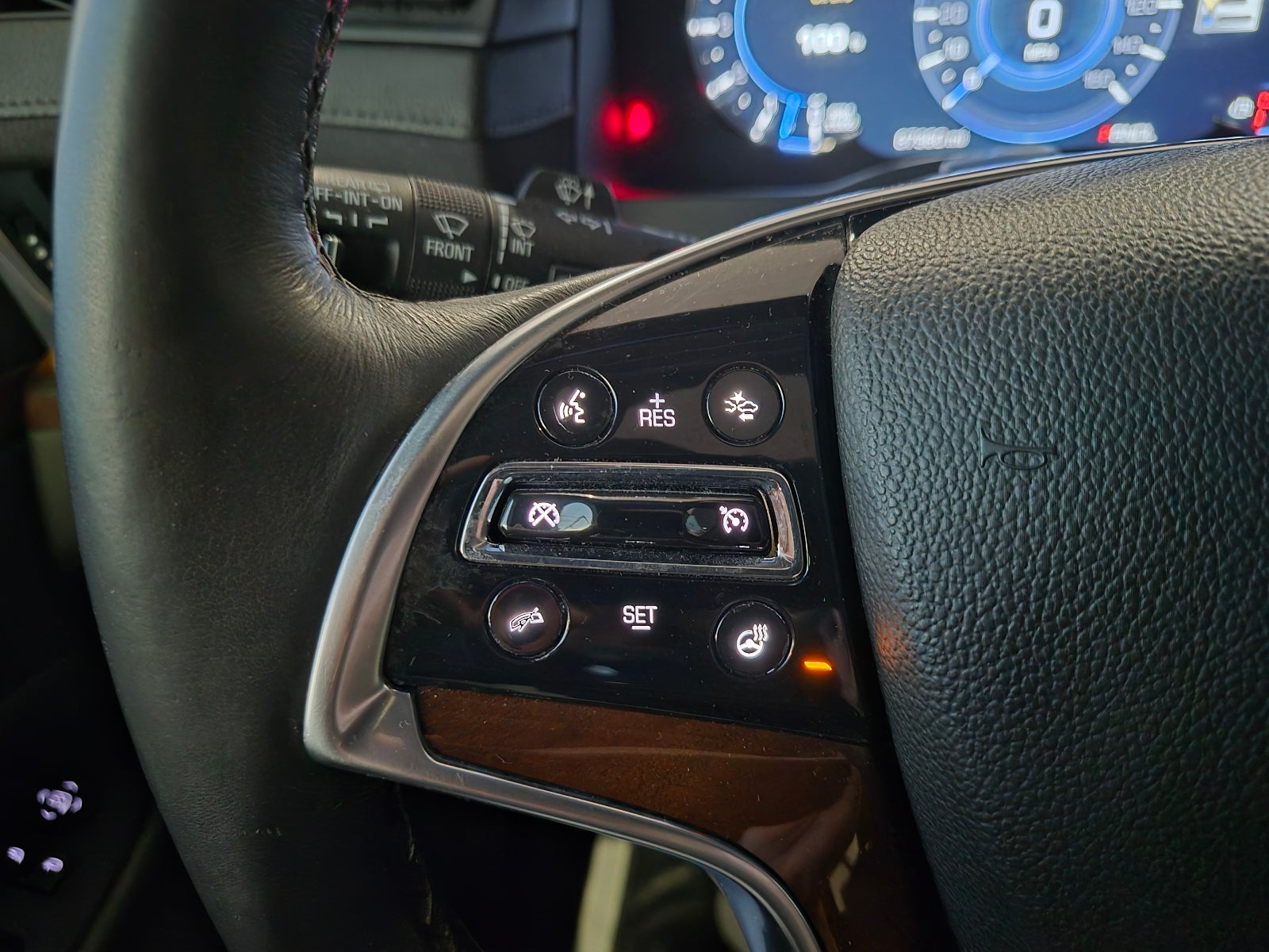 2017 Cadillac Escalade Luxury