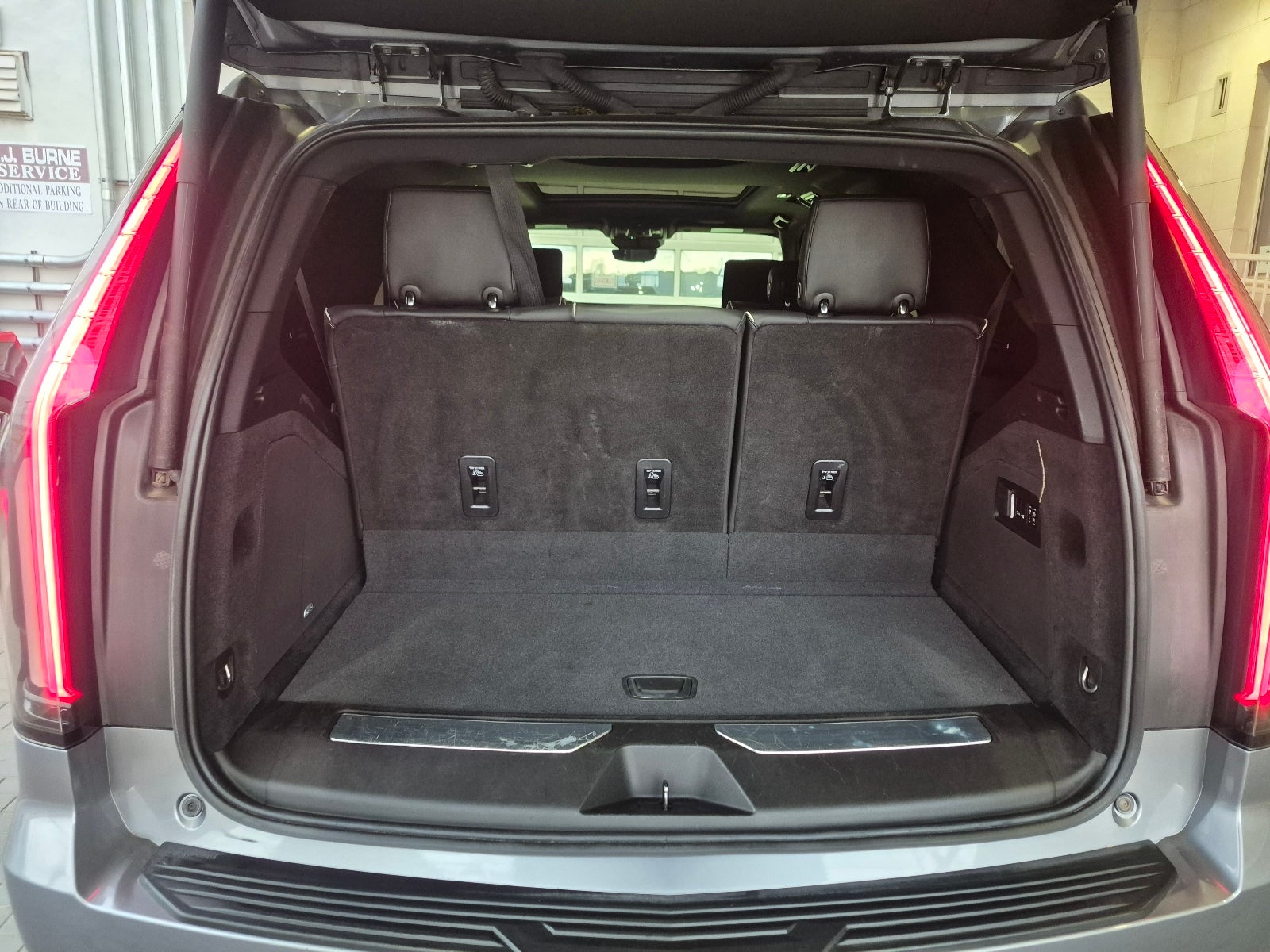 2021 Cadillac Escalade Premium Luxury
