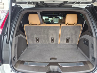 2022 Cadillac Escalade Premium Luxury
