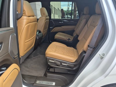 2022 Cadillac Escalade Premium Luxury