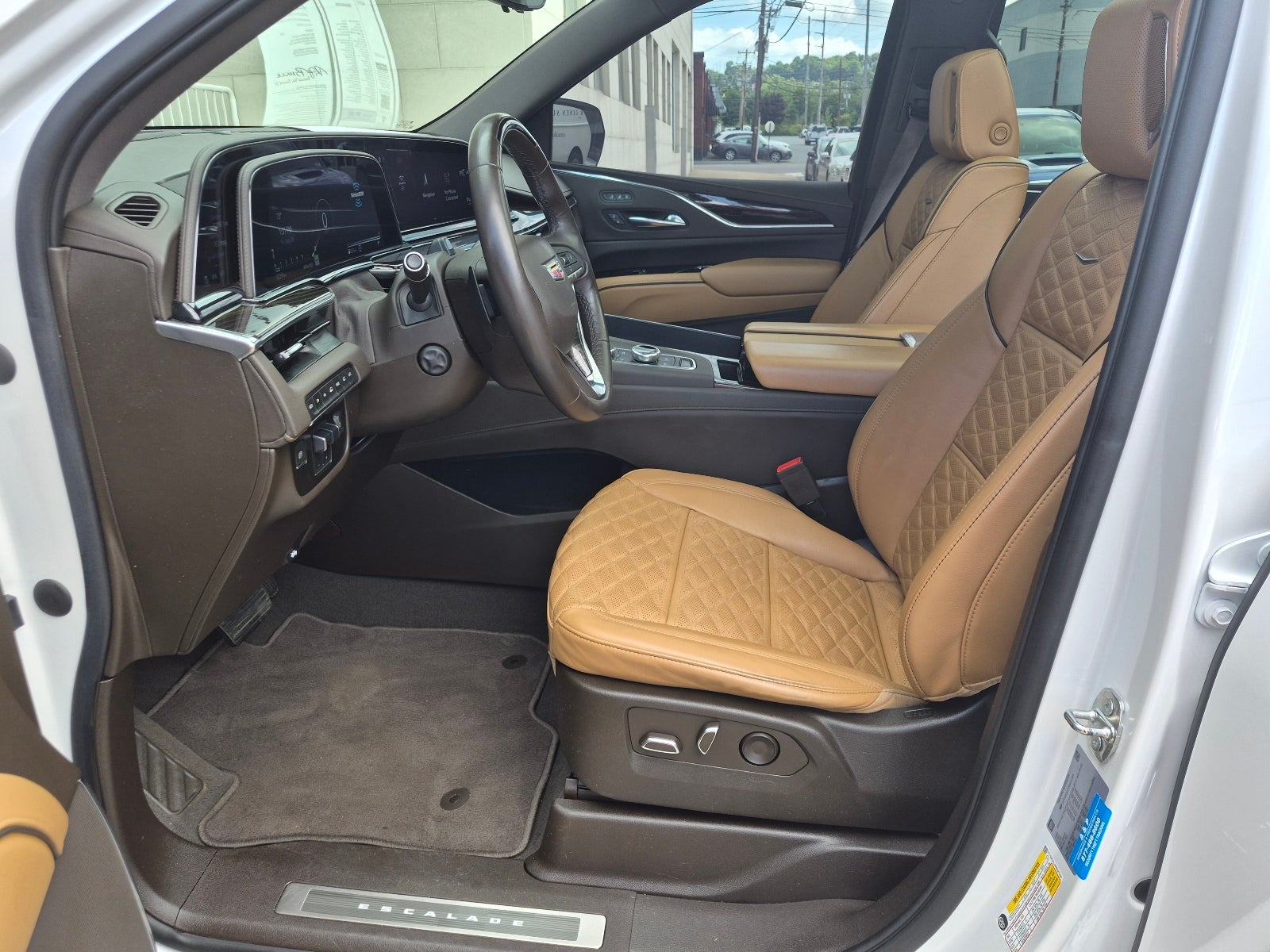 2022 Cadillac Escalade Premium Luxury