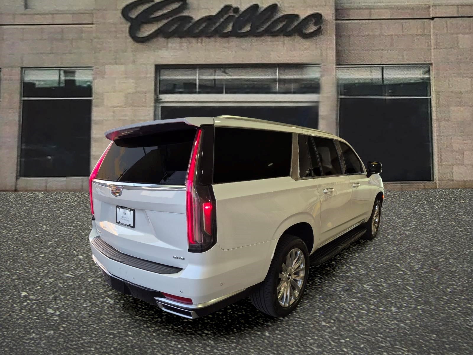 2023 Cadillac Escalade ESV Premium Luxury