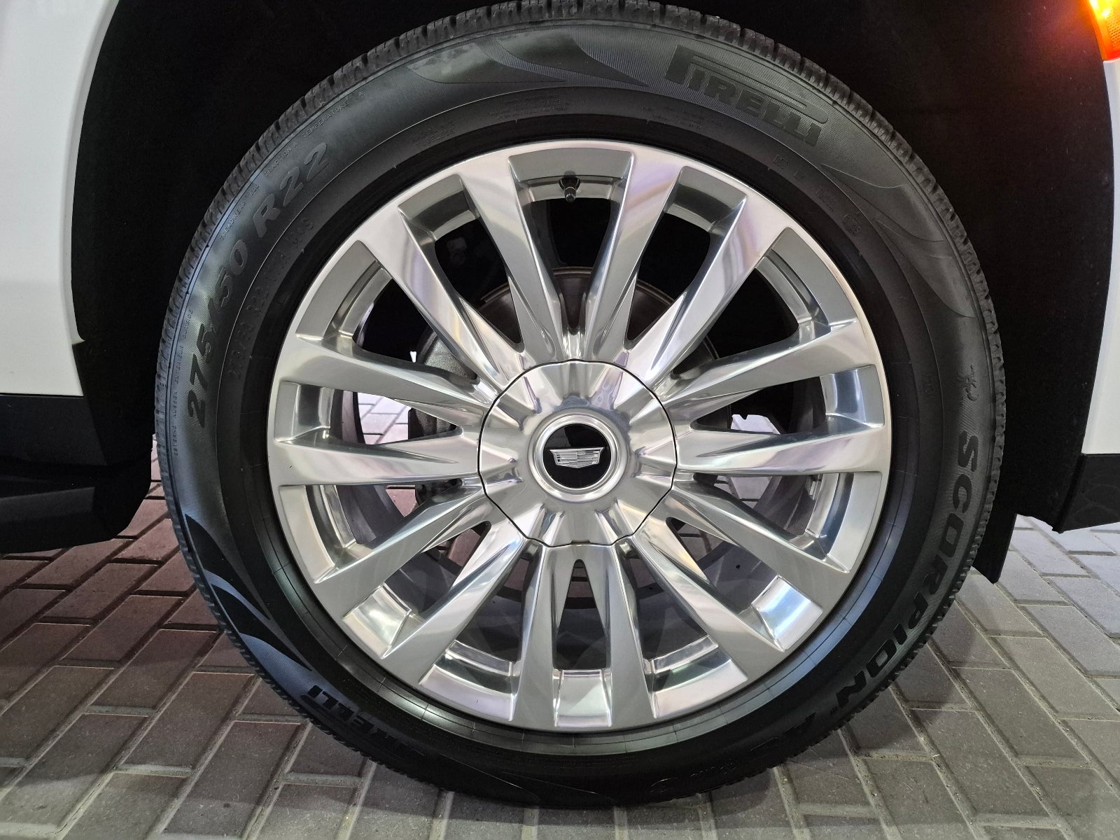 2023 Cadillac Escalade ESV Premium Luxury