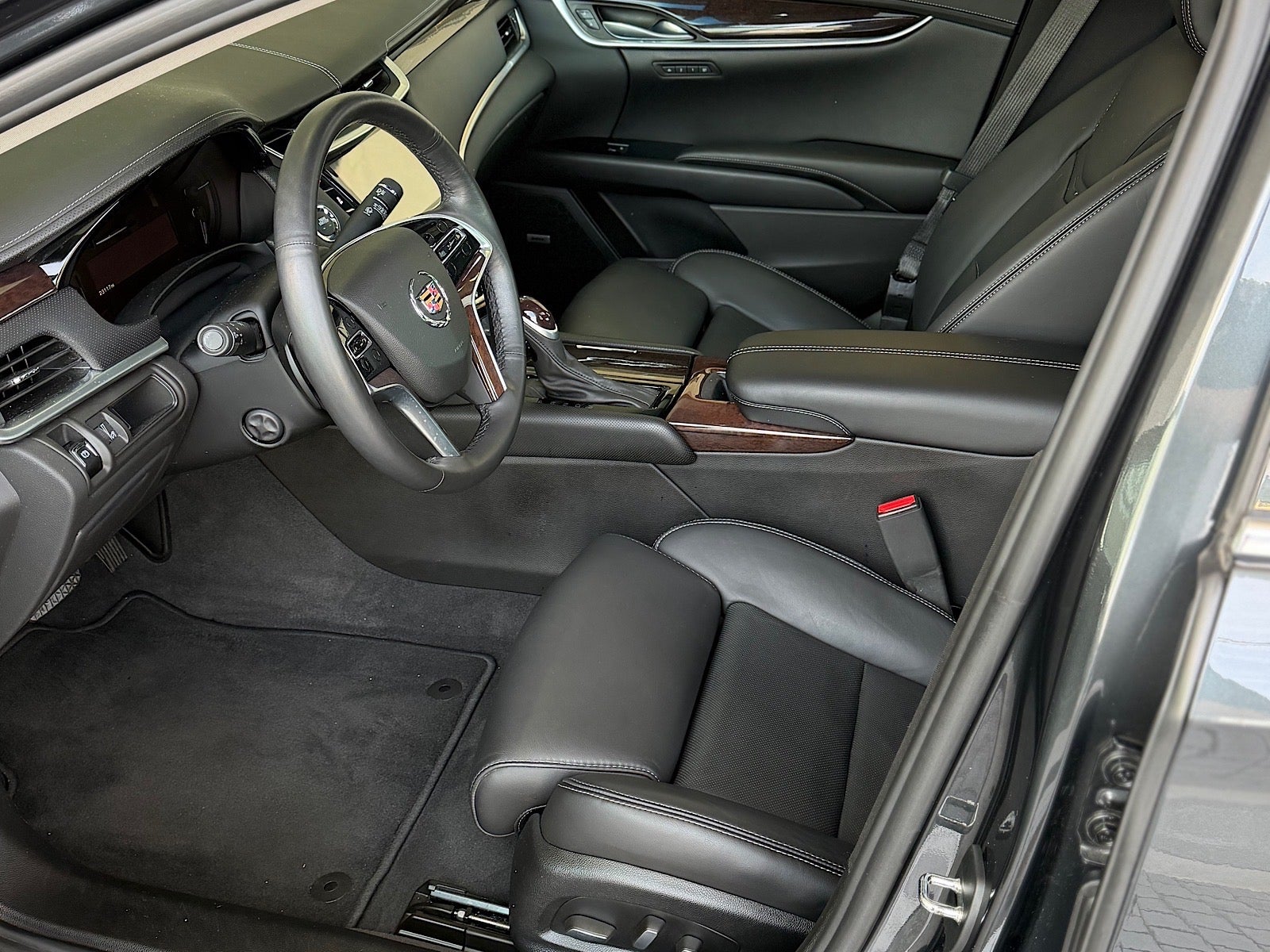 2014 Cadillac XTS Luxury