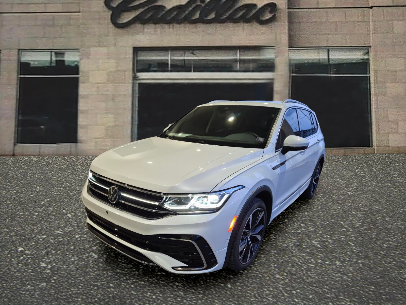 2024 Volkswagen Tiguan SEL R-Line