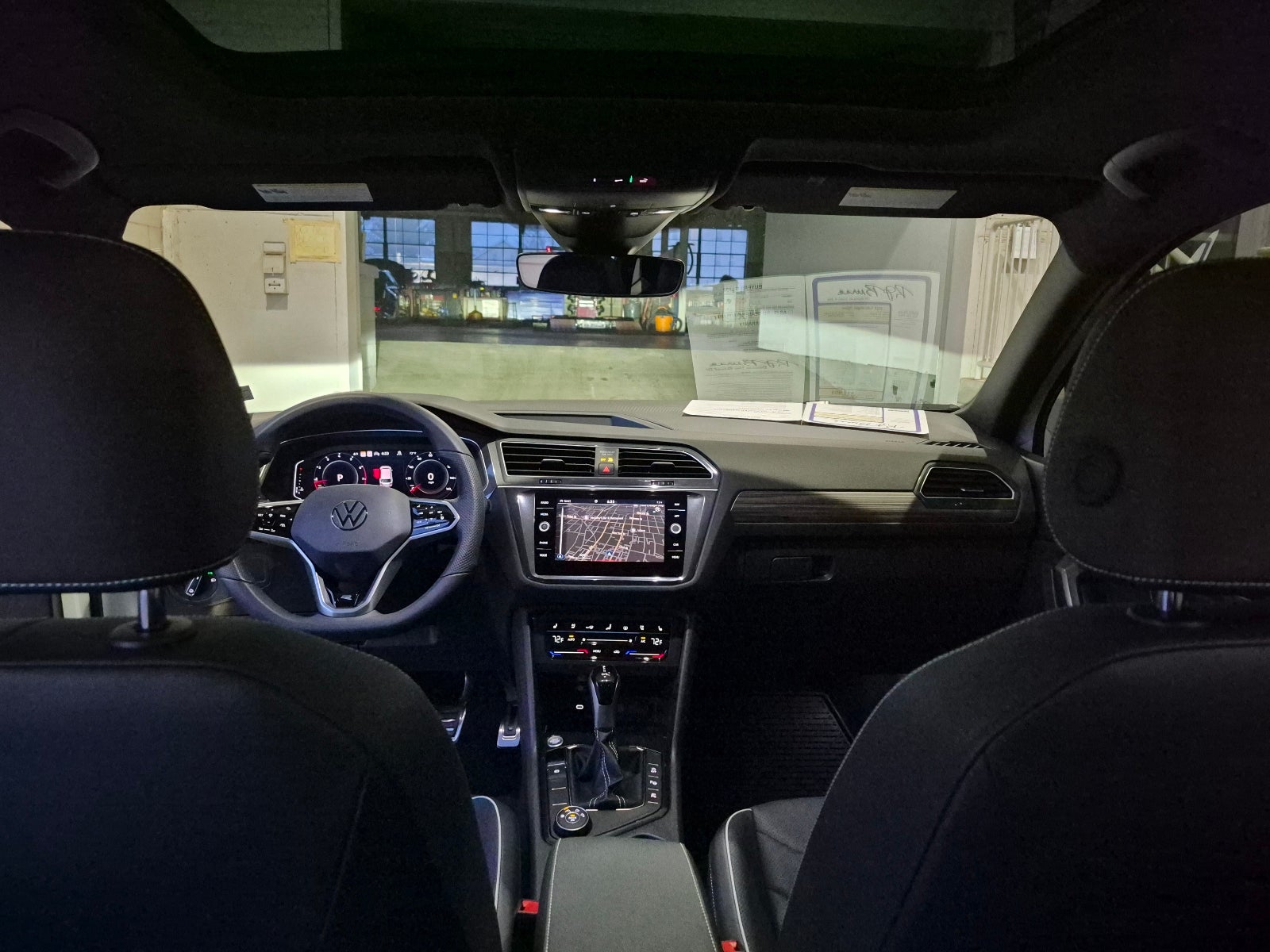 2024 Volkswagen Tiguan SEL R-Line