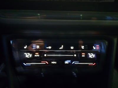 2024 Volkswagen Tiguan SEL R-Line