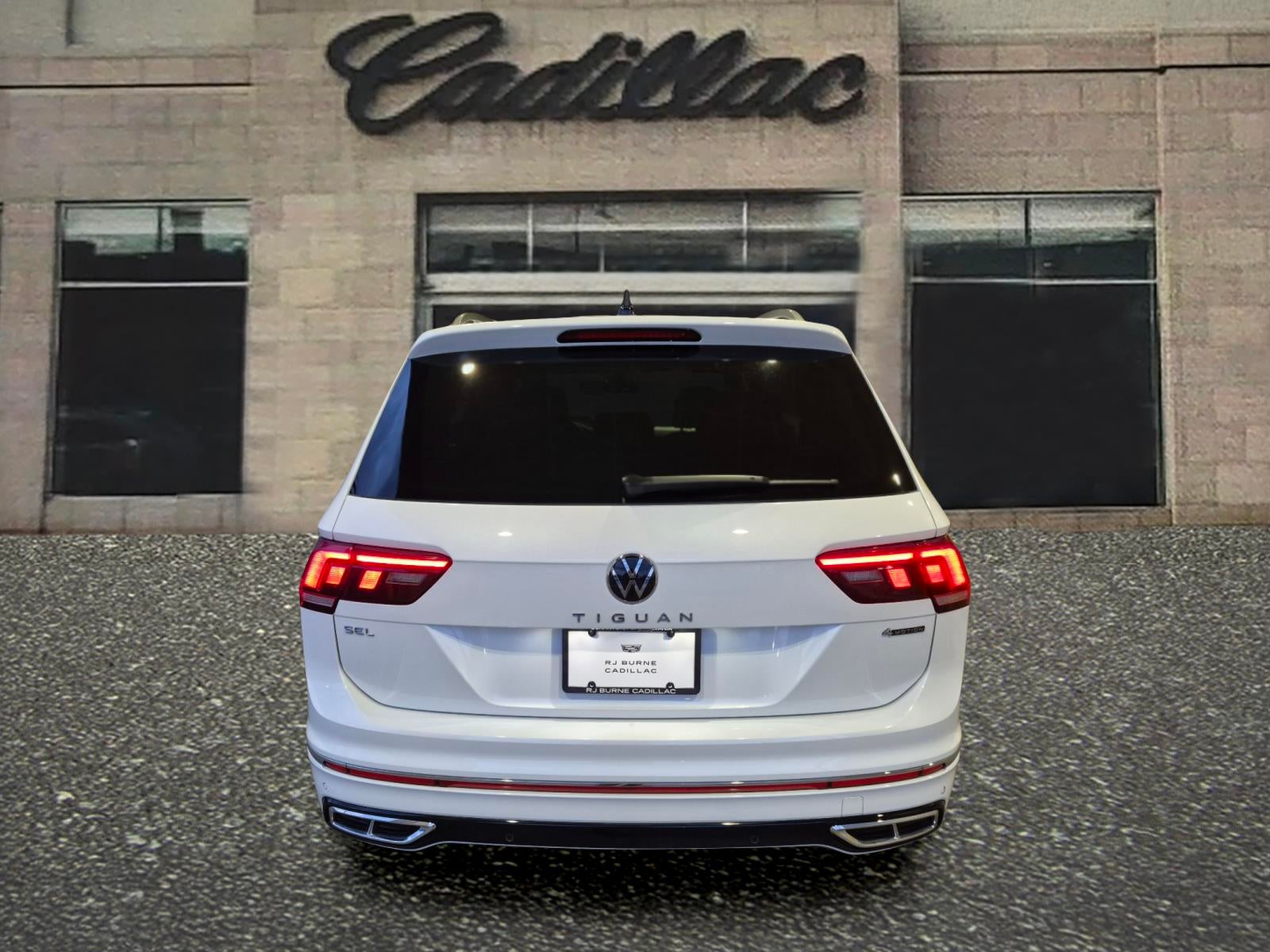 2024 Volkswagen Tiguan SEL R-Line