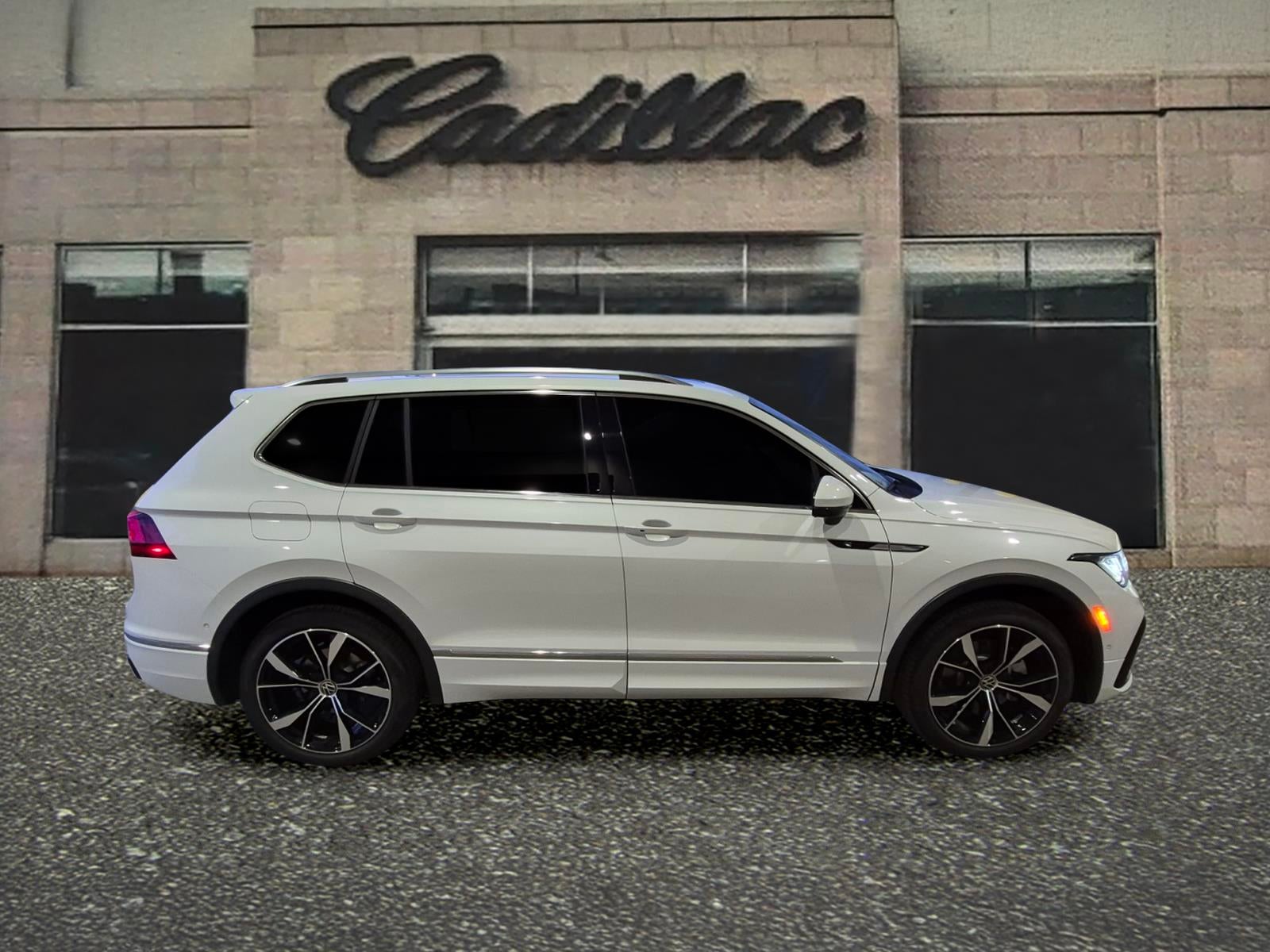 2024 Volkswagen Tiguan SEL R-Line