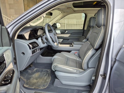 2023 Lincoln Navigator Black Label