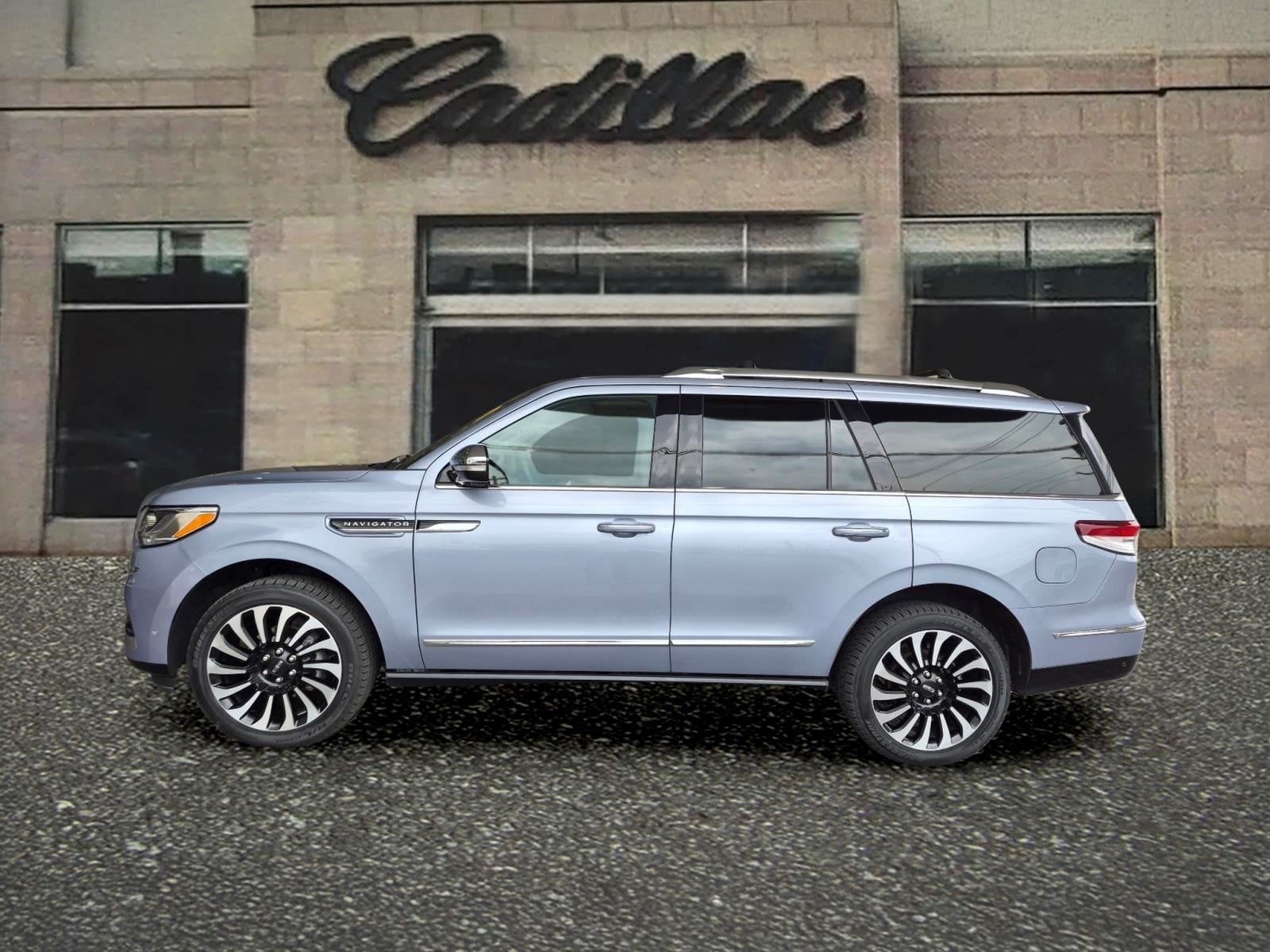 2023 Lincoln Navigator Black Label