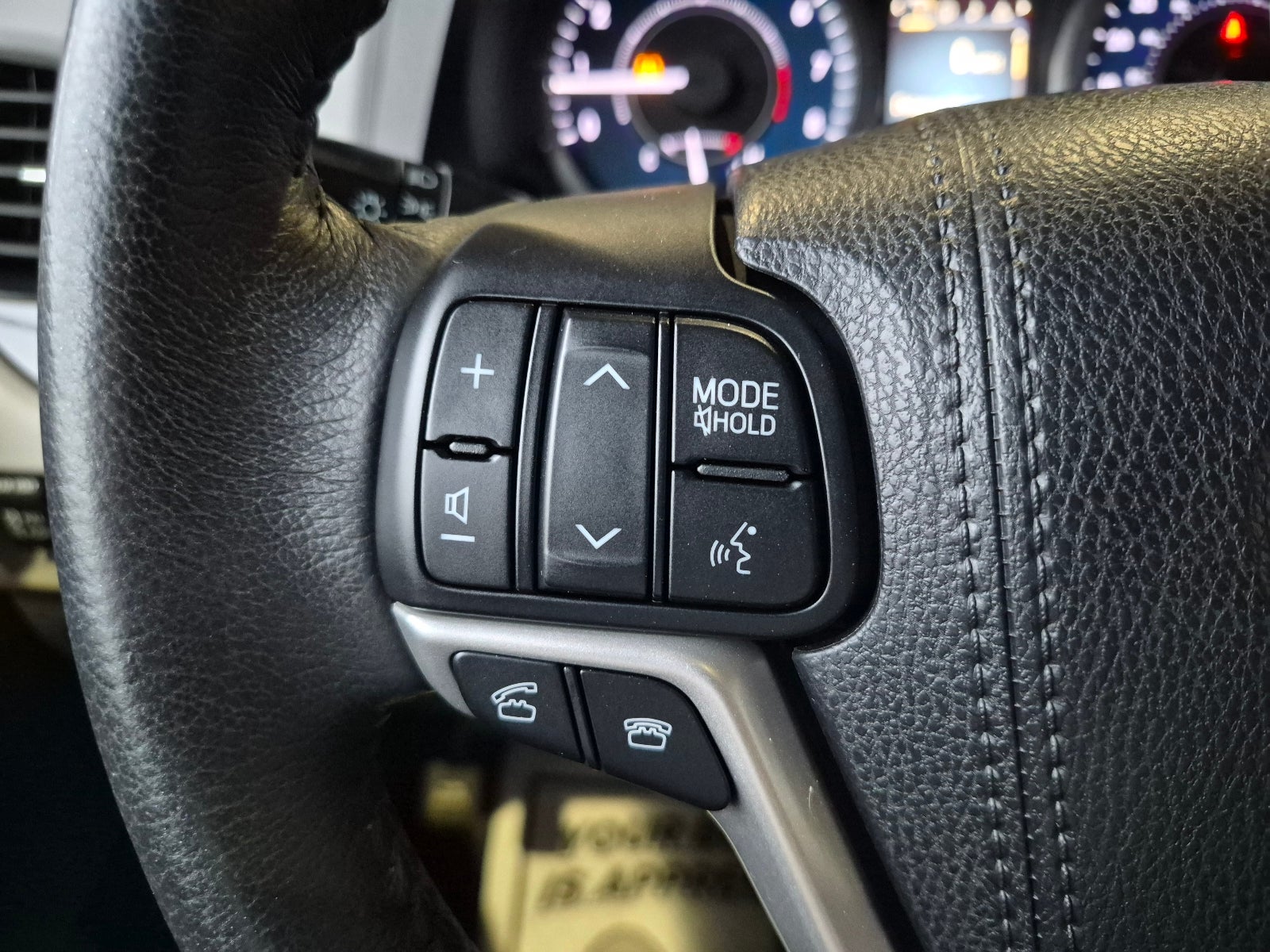2017 Toyota Sienna XLE Auto Access Seat